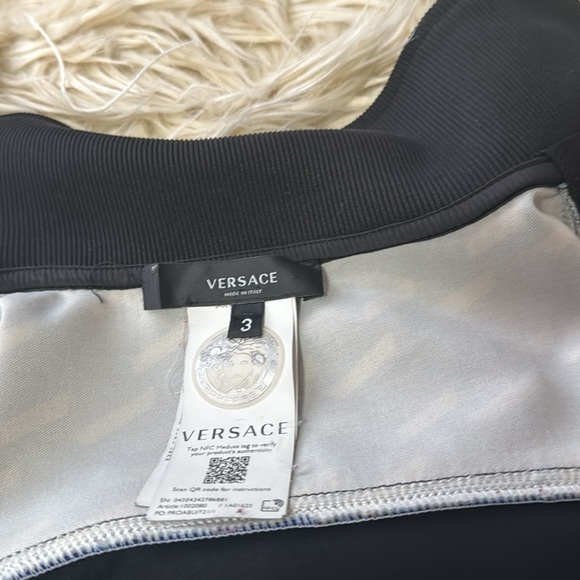 Versace women’s track jacket size 3 - Picture 5 of 6